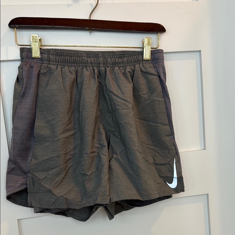 Nike Black Athletic Shorts Lightweight Elastic Waist